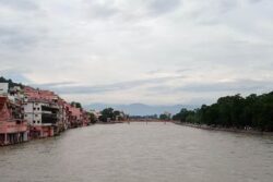 UP Man Dies After Driving Car Into Ganga River With Pregnant Wife in It; Search On