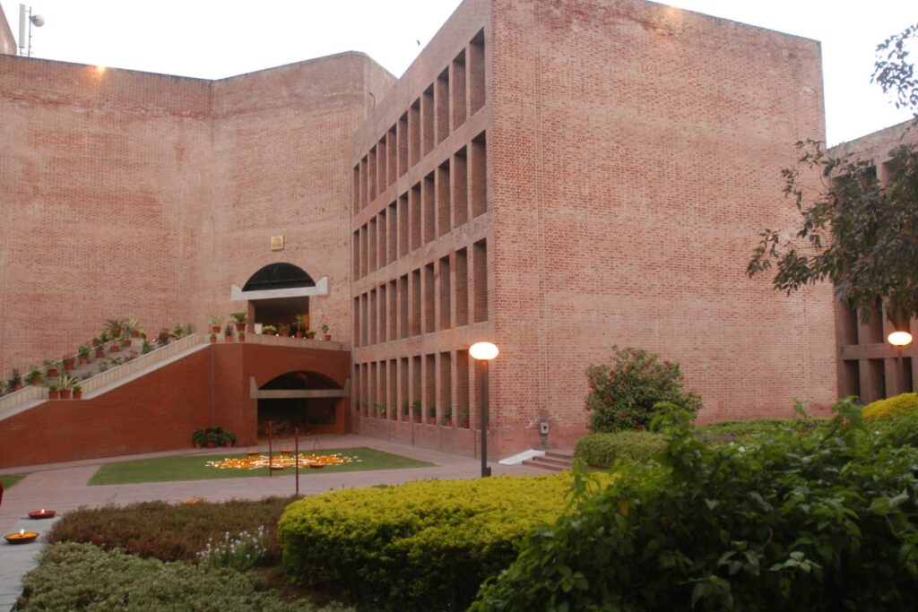 IIM (Amendment) Bill 2023 Cleared by Lok Sabha, Govt Says ‘No Intention of Encroaching Autonomy’