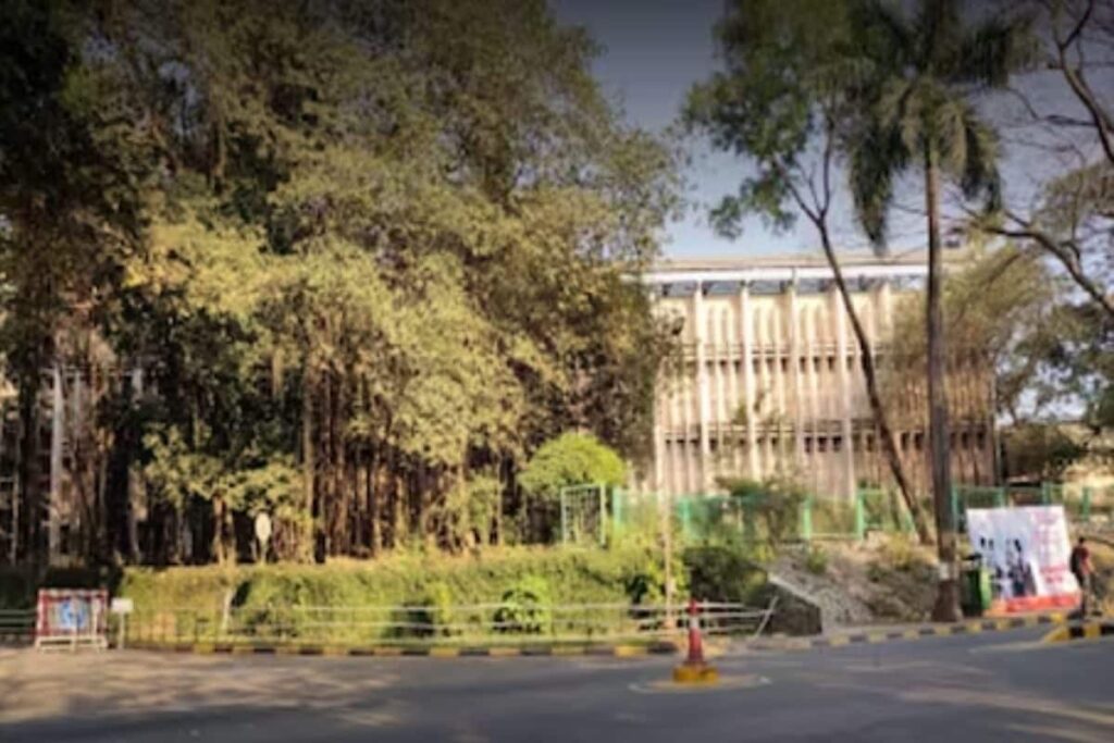 IIT Bombay Launches Centre of Excellence for Desalination, Water Recycling