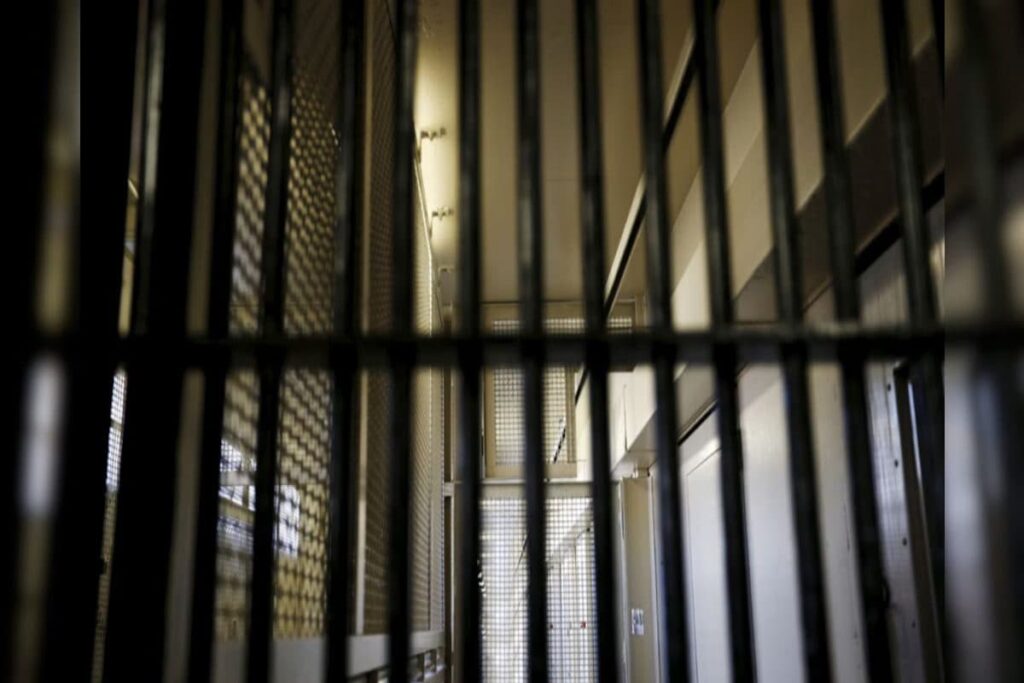 Chinese-Origin Singaporean Jailed for Racially Insulting and Kicking Indian Woman