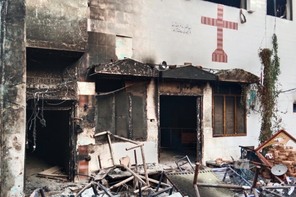 Pakistan Police Say 87 Christian Homes, 19 Churches Damaged in Blasphemy Riot