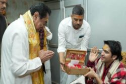 MP: Ahead of Polls, Kamal Nath Rolls Out Red Carpet for Bageshwar Dham Sarkar in Home Turf Chhindwara