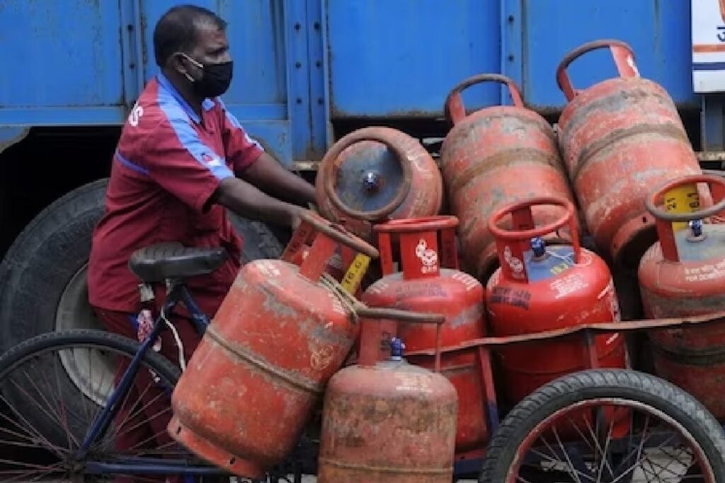 LPG Cylinder Price Cut A Respite: Over 3 in 10 Households Were Feeling the Pinch, Finds Survey