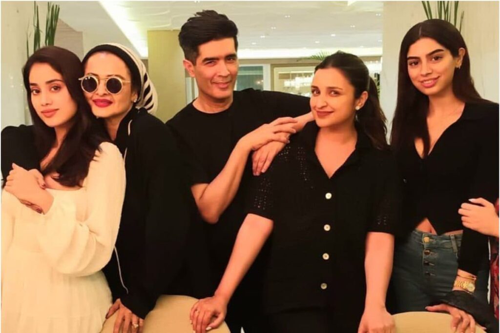 Rekha Poses With Janhvi Kapoor, Bride-To-Be Parineeti Chopra at Manish Malhotra's Party, See Pics