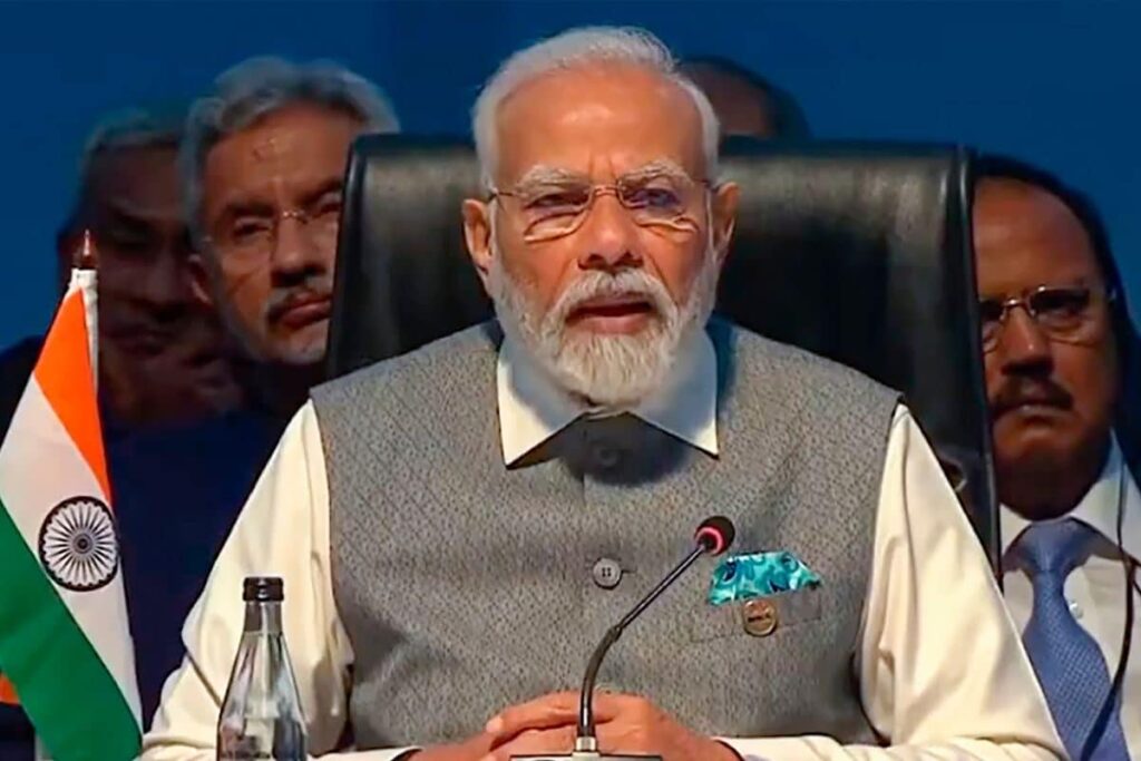 PM Modi In Greece LIVE: Modi 1st Indian PM to Visit Nation in 40 Yrs, Talk on Defence, Security on Agenda