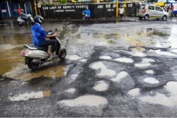 'No Action Will be Taken Unless...': HC Fumes Over Mumbai Potholes, Thane Civic Body Chief Questioned on Deaths