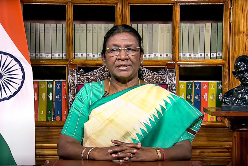 President Murmu Applauds India's Economic Resilience in I-Day Eve Address, Says Nation Turns Challenges into Opportunities