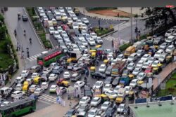 Bengaluru Loses Rs 20K Cr Yearly Due to Traffic Woes, Study Reveals Impact of Congestion