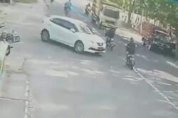 Viral Video Of Vehicle Moving On Its Own Reminds Internet Of Taarzan: The Wonder Car