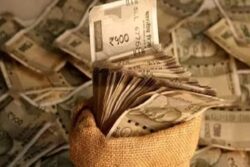 Investment In This NBFC Stock in 2004 Would Have Made You Crorepati Today