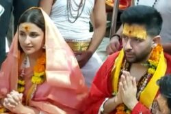Parineeti Chopra-Raghav Chadha Offer Prayers At Mahakal Temple Ahead Of Their Wedding Next Month; Watch