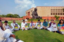 People of Delhi Will Give Befitting Reply to BJP in Elections: AAP on Services Bill Passed by Parliament