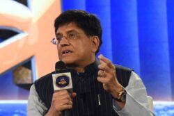 Govt Buying 2 LMT Onions at Rs 2,410/Quintal, to Sell at Rs 25/Kg via NCCF, NAFED Outlets: Piyush Goyal
