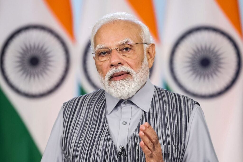 'Har Ghar Tiranga': Movement Begins, PM Modi Urges People To Change DPs to Tricolour