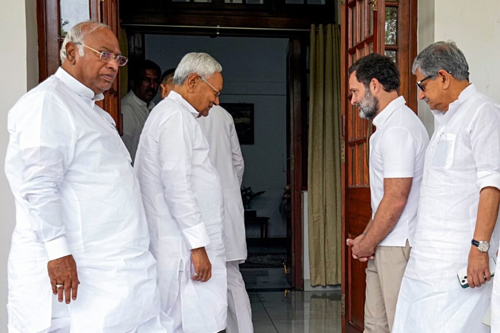 Stumbling 'Bloc'? Friction over Convener, PM Pick Reveals Unsettled INDIA