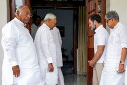 Stumbling 'Bloc'? Friction over Convener, PM Pick Reveals Unsettled INDIA