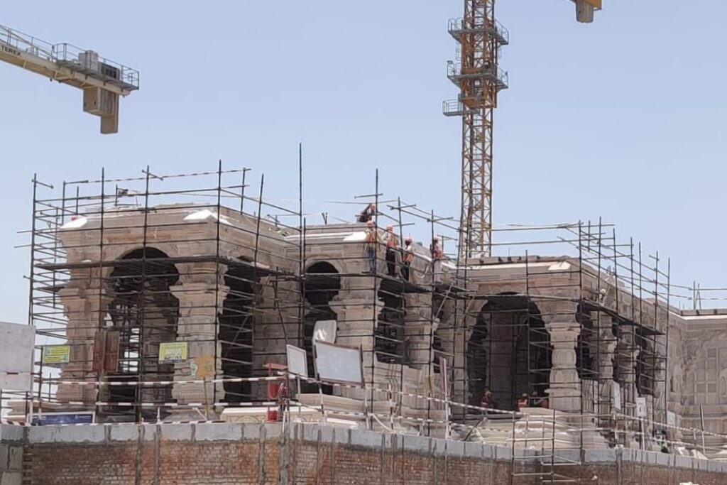 Aligarh Man Makes 10-Feet High Lock Weighing 400 Kg for Ram Temple In Ayodhya