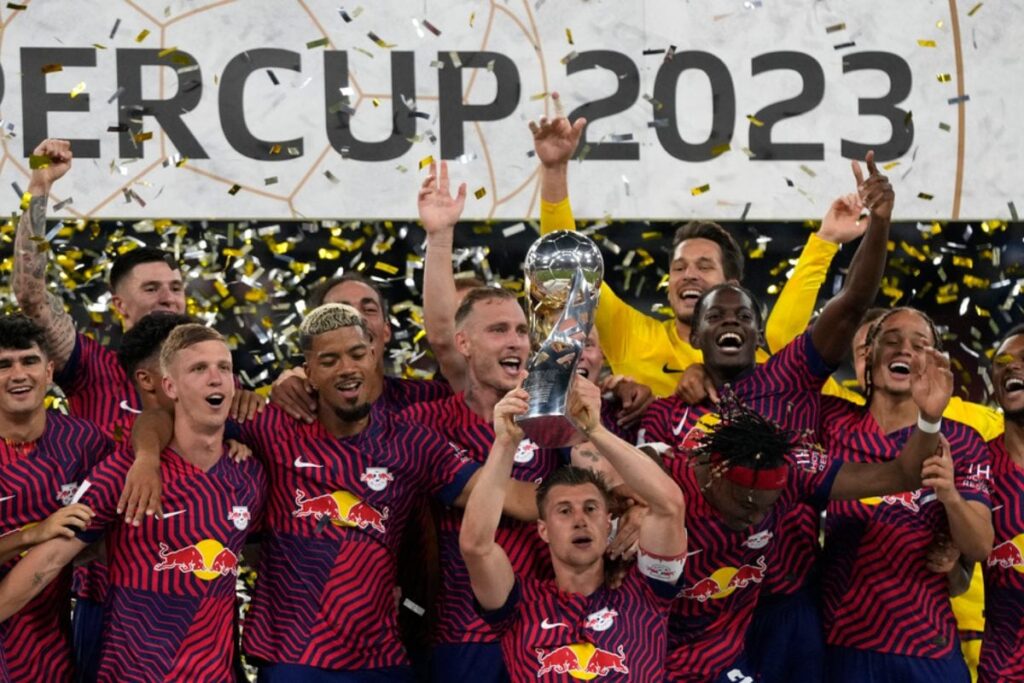 Harry Kane Makes Bayern Munich Debut in German Super Cup Defeat to RB Leipzig