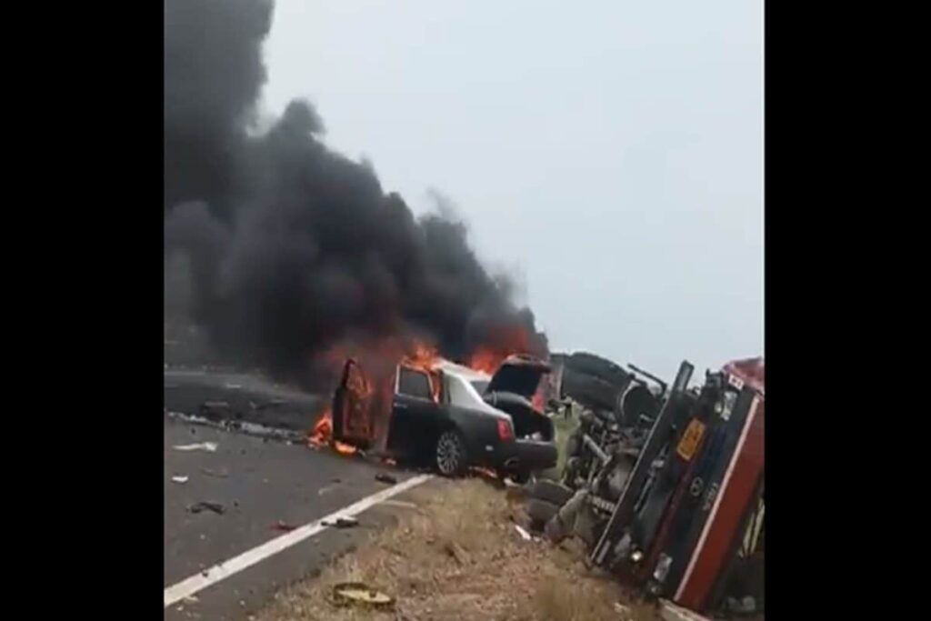 Rolls Royce That Crashed into Tanker on Delhi-Mumbai E-way Was Part of 14-car Convoy | New Details