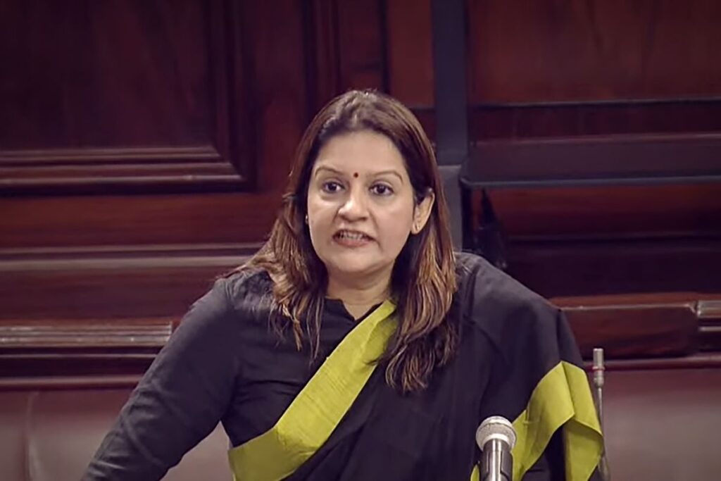 'Affectionate Gesture': Ex-Colleague Priyanka Chaturvedi Extends Support to Rahul Gandhi in 'Flying Kiss' Row