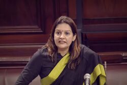 'Affectionate Gesture': Ex-Colleague Priyanka Chaturvedi Extends Support to Rahul Gandhi in 'Flying Kiss' Row