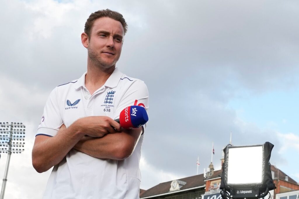 'Wanted to End My Career At the Pinnacle': Stuart Broad Speaks to AB DeVillers on his Retirement
