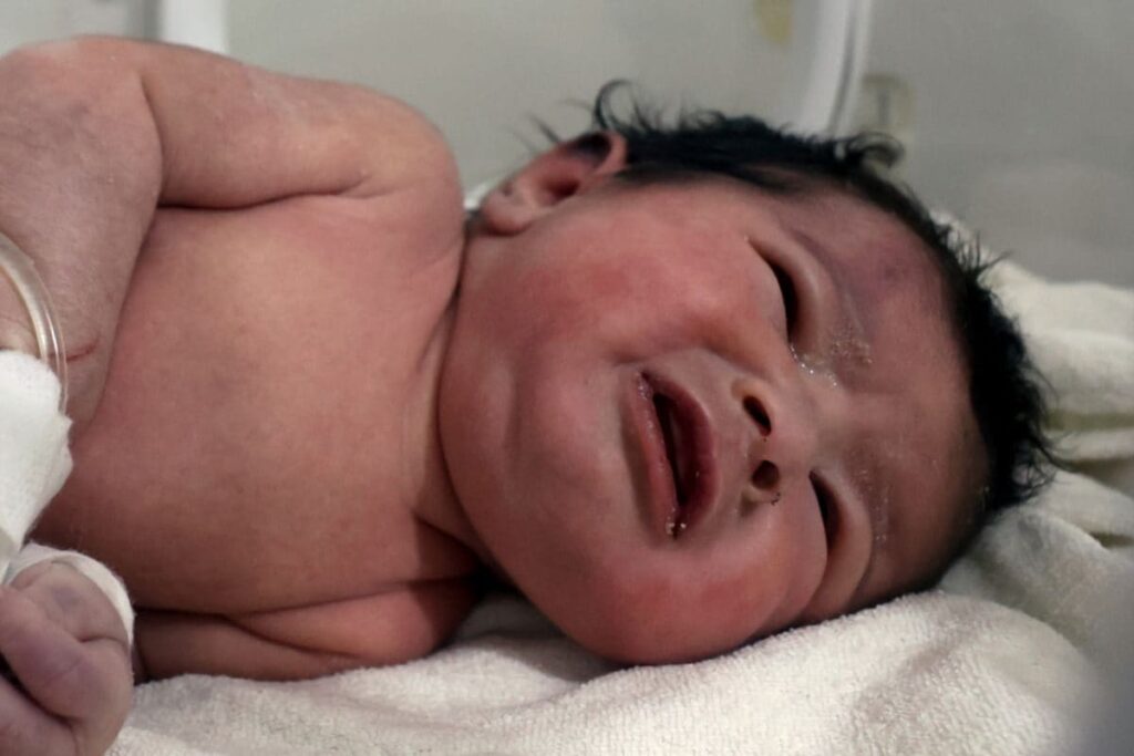 Syrian Baby Born Under Earthquake Rubble Turns 6 Months, Happily Surrounded by Her Adopted Family