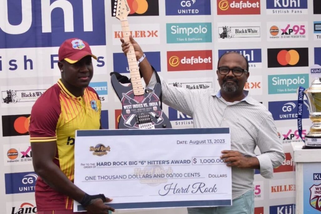 Nicholas Pooran Gets Electric Guitar from Hard Rock Cafe Hollywood as a Prize for Hitting Most Sixes