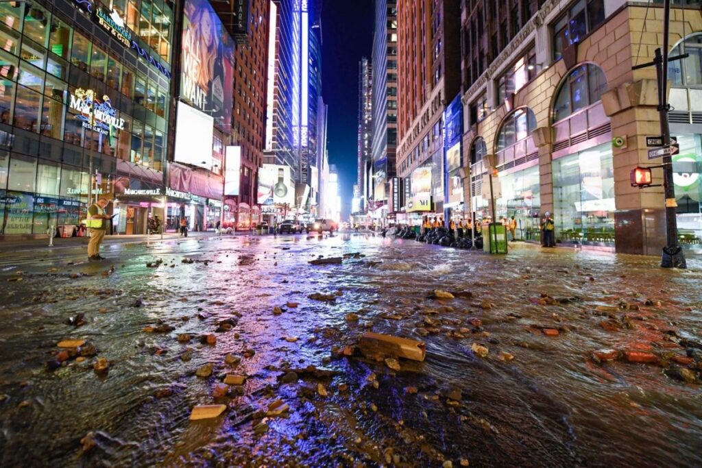 New York City's Times Square Station Flooded as Water Main Line Bursts Open