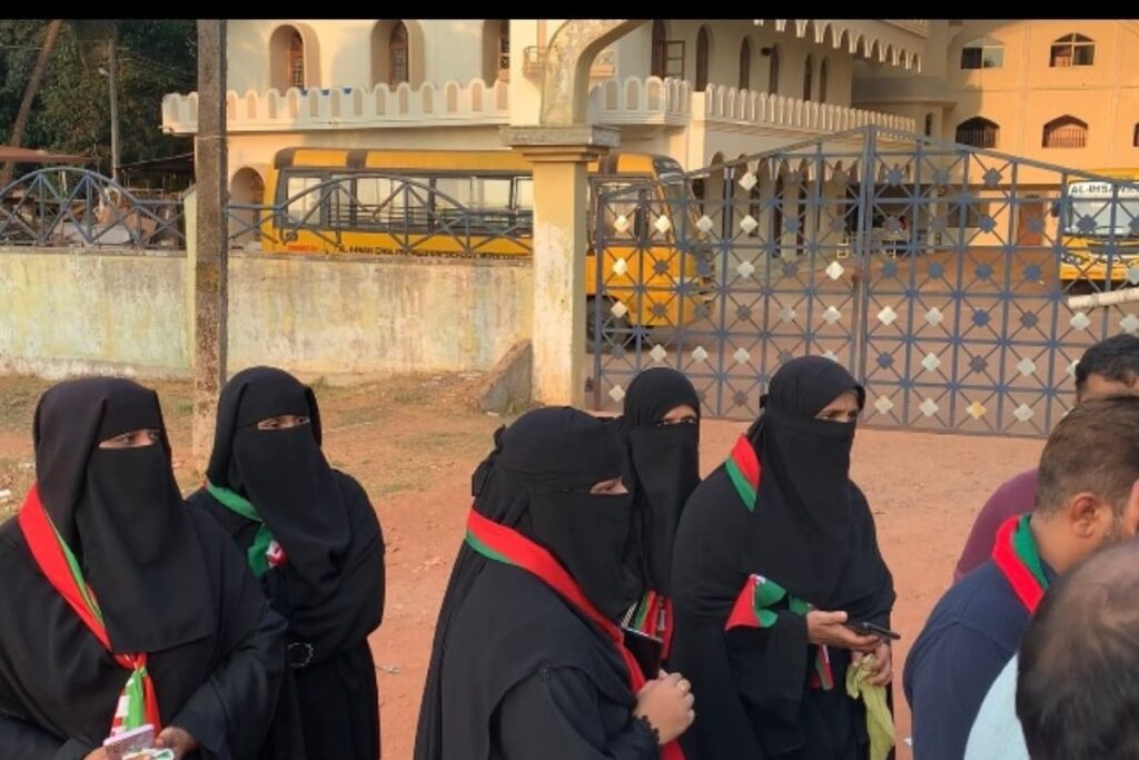 Hijab Ban in Mumbai College, Claim Students; Authorities Likely to Revoke Decision After Furore