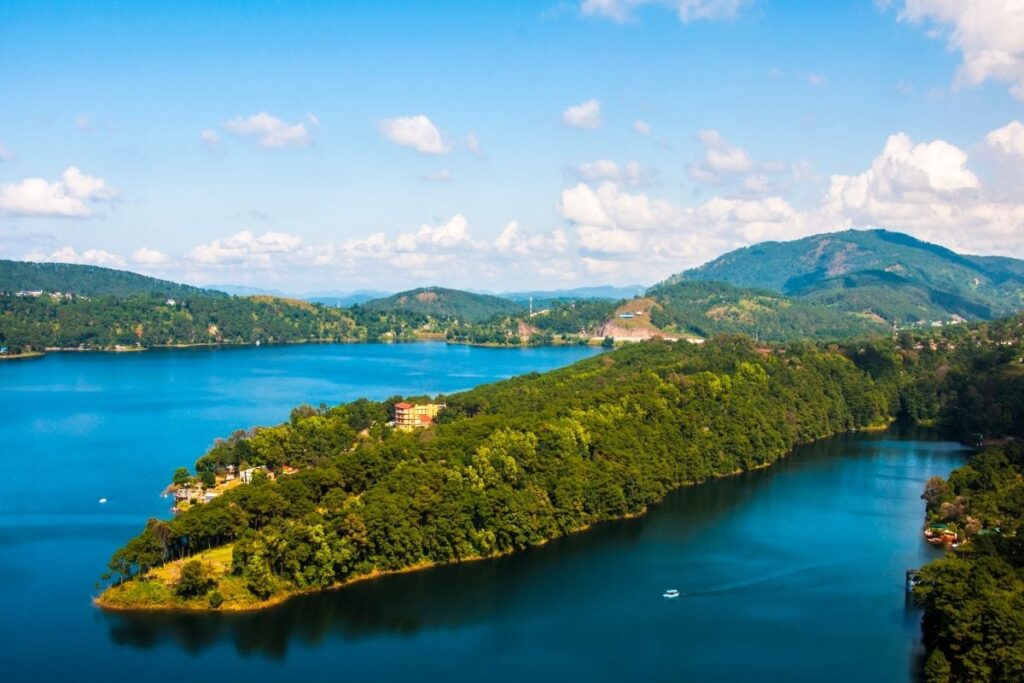 Meghalaya Planning to Use AI-powered Boat to Clean Umiam Lake