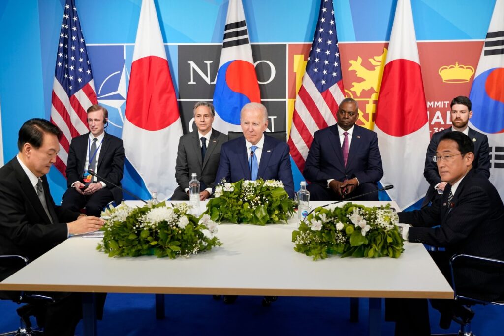 US, Japan, South Korea Forge New Security Pledge to Address Threats in Pacific