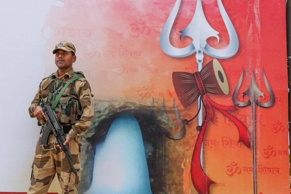 Amarnath Yatra: Chhari Mubarak Taken to Shankaracharya Temple in Srinagar