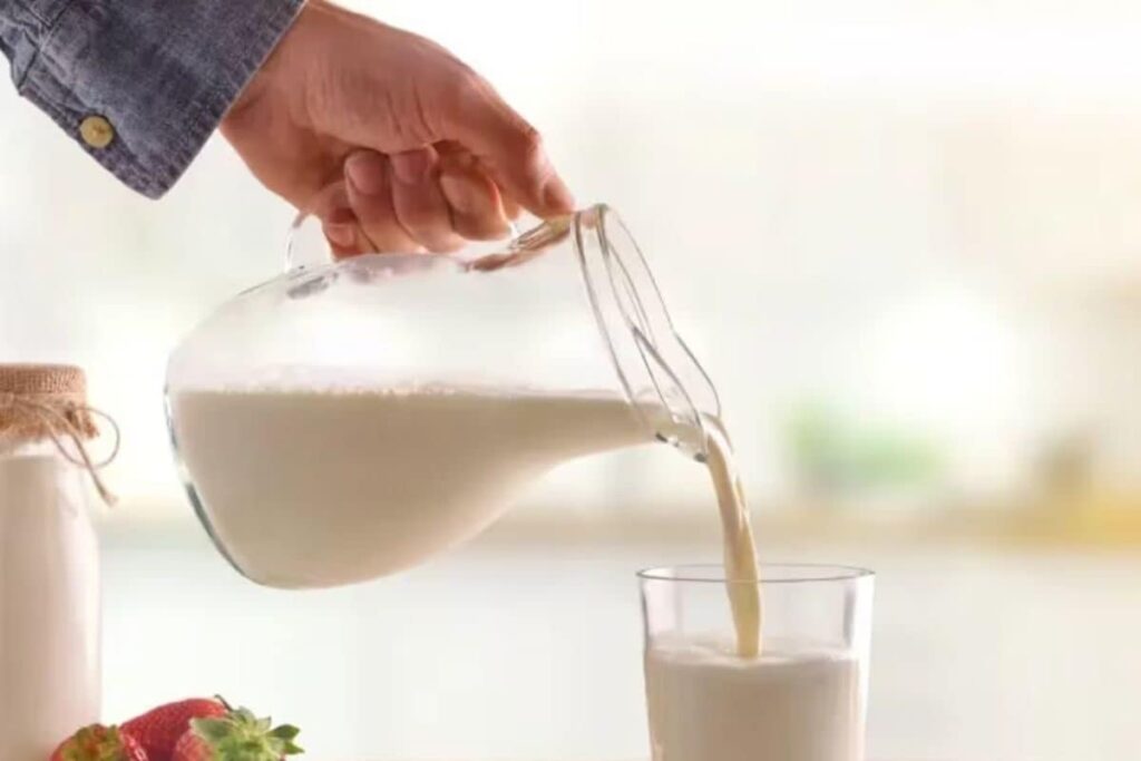 Tips And Tricks To Churn Out Good Quality Cream From Milk