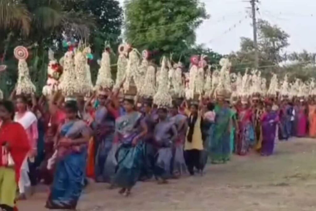 Watch: Women Take Part In Wine Festival At Tamil Nadu's Alangudi Nadiyamman Temple