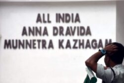 AIADMK to Conduct Internal Survey For Selection of 2024 LS Candidates