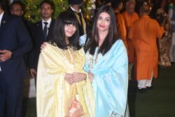 Aishwarya Rai SCREAMS 'Moreya' At Ambani's Ganpati Puja, Aaradhya Thanks Paps in Viral Video