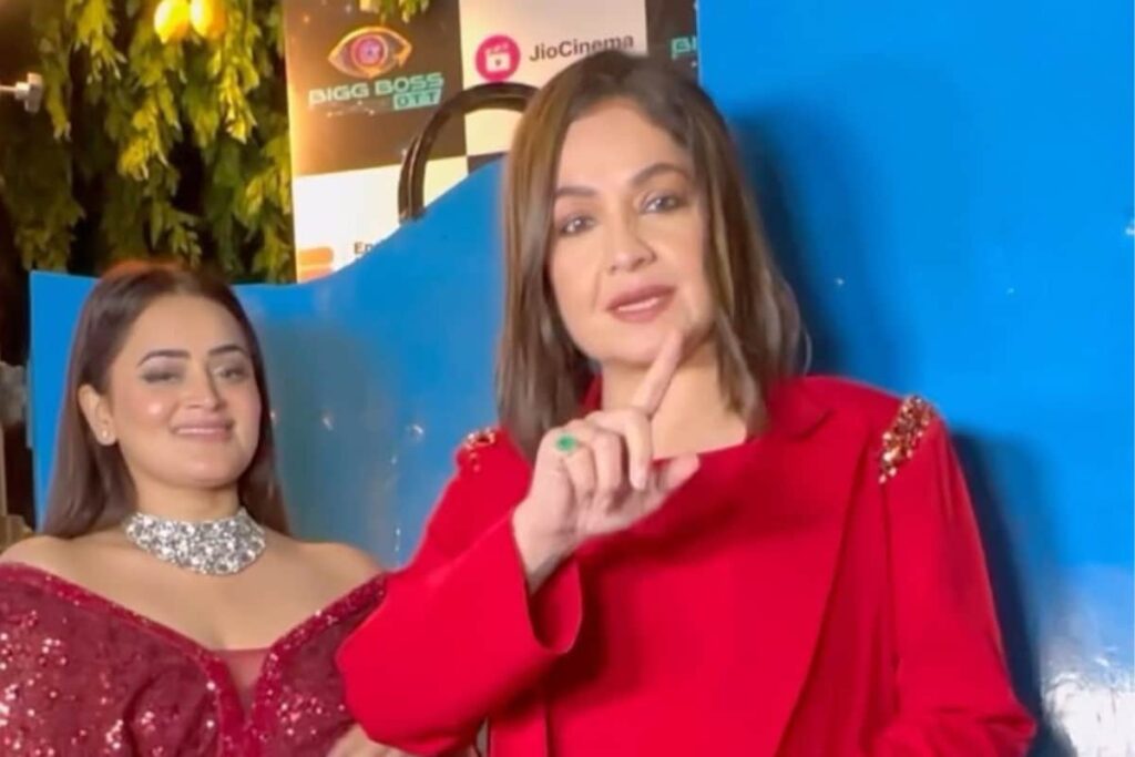 Bebika Dhurve And Pooja Bhatt Twin In Red At Glitzy Bigg Boss OTT 2 Success Party