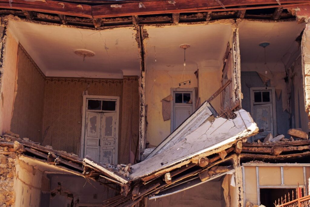 Barabanki Building Collapse: 3 Killed, Operations on to Rescue 2 Trapped