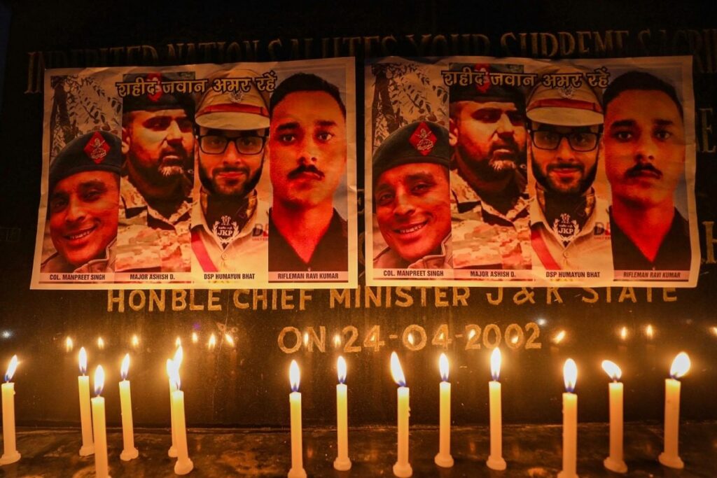 J&K: 48 Hrs Later, Encounter Still On; 2 Army Personnel, 1 Cop Dead In Anantnag Operation | Updates