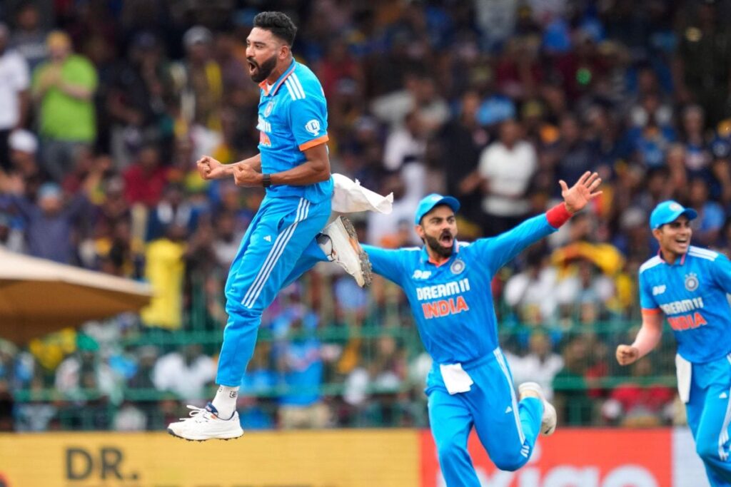 'Mohammed Siraj is Unplayable..': Jaffer, Karthik Lead Reactions to Six-Wicket Haul in Asia Cup 2023 Final