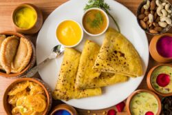 Ganesh Chaturthi 2023: Tips For Maintaining Healthy Diet During This Ganesh Festival!