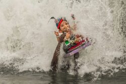 Mumbai: More Than 39,000 Ganesh Idols Immersed Till Noon Today; Devotees Bid Farewell to Their Favourite Deity