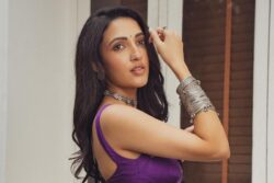 Neha Shetty Exudes Regal Vibes In Off-white Saree Paired With Waist Chain