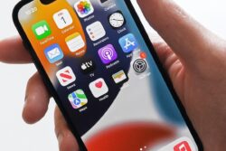 Apple's Leading Manufacturer Foxconn To Double Its Workforce And Investment In India