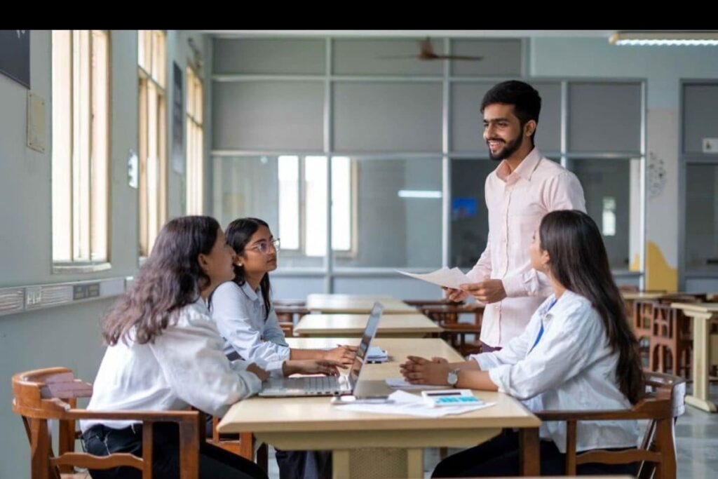 Unleash Your Business Acumen: Parul University Launches Dynamic MBA Program