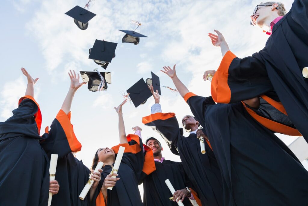 The Canada Queue: Lakhs of Indian Students Ready to Wait Out the Year, Don't Wish to Apply Elsewhere