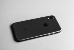 Apple Could Soon Bring iPhones And MacBooks In Matte Black Colour