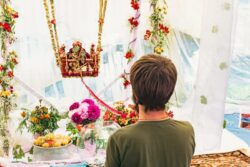 Janmashtami 2023: Bhog One Should Offer to Lord Krishna As Per Their Zodiac Sign