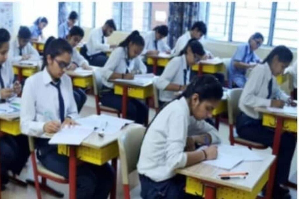Karnataka Announces Board Exams for Class 9, Class 11 Starting from This Academic Year